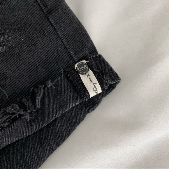 One by One Teaspoon Fox Black Hawks Shorts Size 25 - Picture 5 of 10